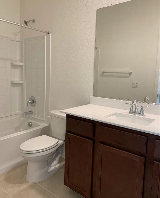 Charming 3 bd/2.5 bath home near Downtown House Rental in