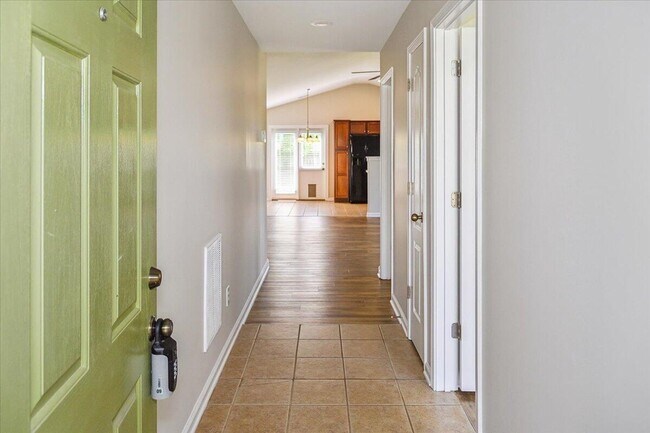 Foto del edificio - 2104 Millstone Way