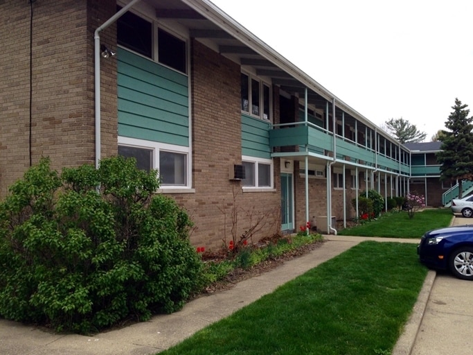 Primary Photo - 26900 Lake Shore Blvd