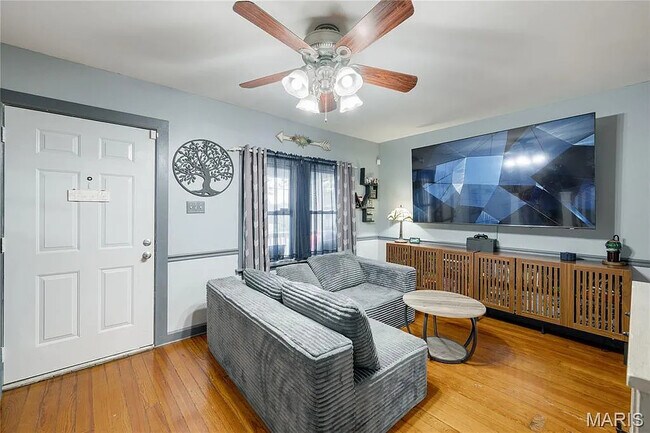 Foto del edificio - 7615 St Jerome Ln