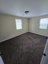 Building Photo - 510 Woodard Ave