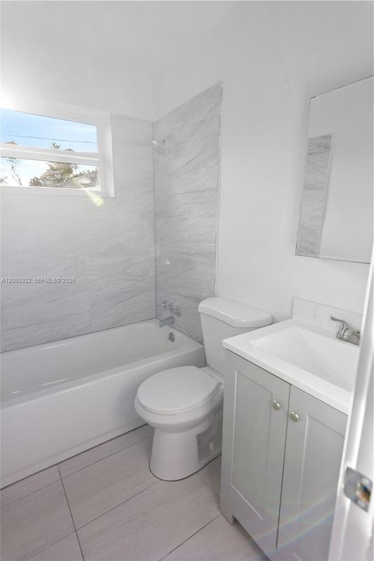 Foto del edificio - 1481 SW 49th Ave
