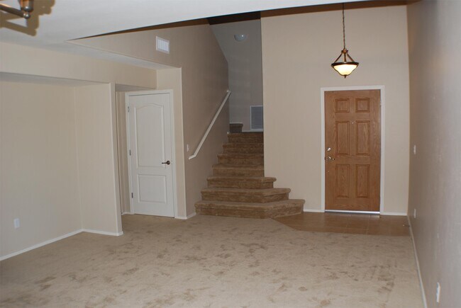 Building Photo - 954 E Sheriffs Draw Ln