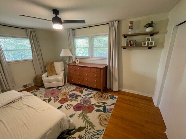 Foto del edificio - 4815 Boonsboro Rd