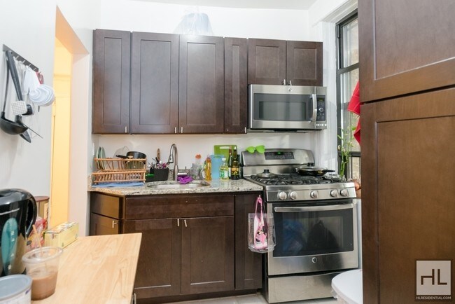 Foto del edificio - 252-212 12th St