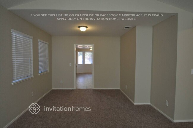 Foto del edificio - 8017 Spengler Dr