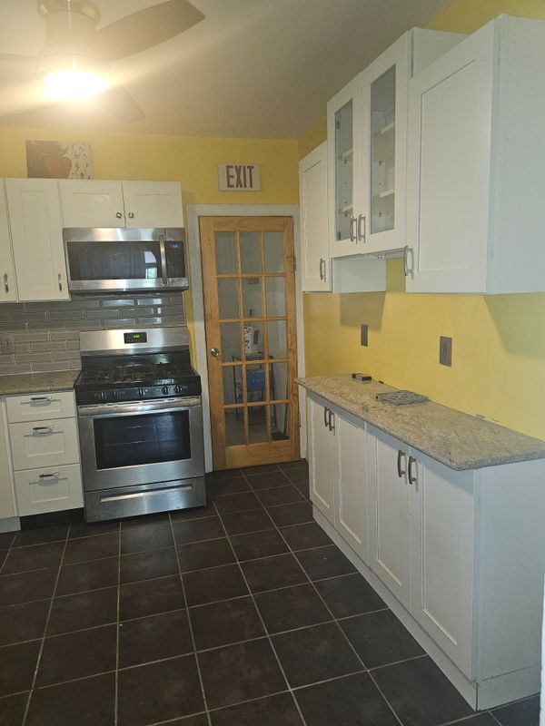 Foto del edificio - 6332 Summer St