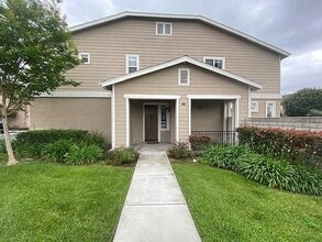 Building Photo - 17805 Hazelwood Ct