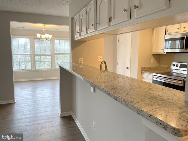 Foto del edificio - 13107 Briarcliff Terrace