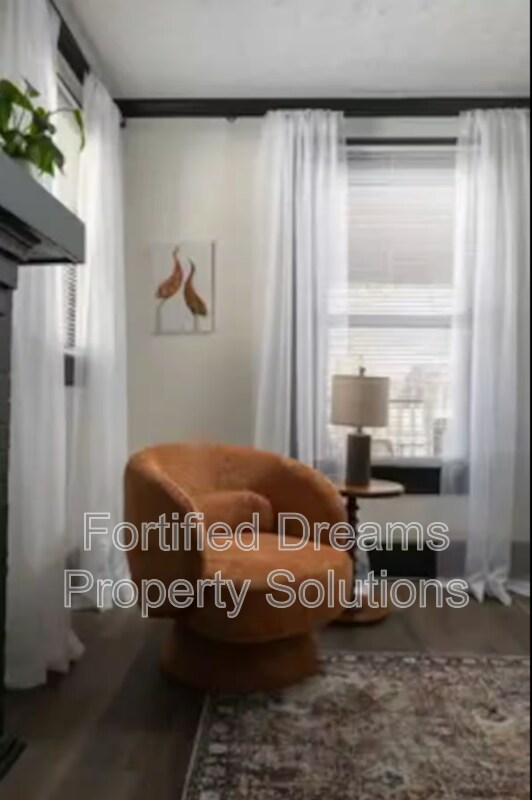 Building Photo - 724 S Broad St