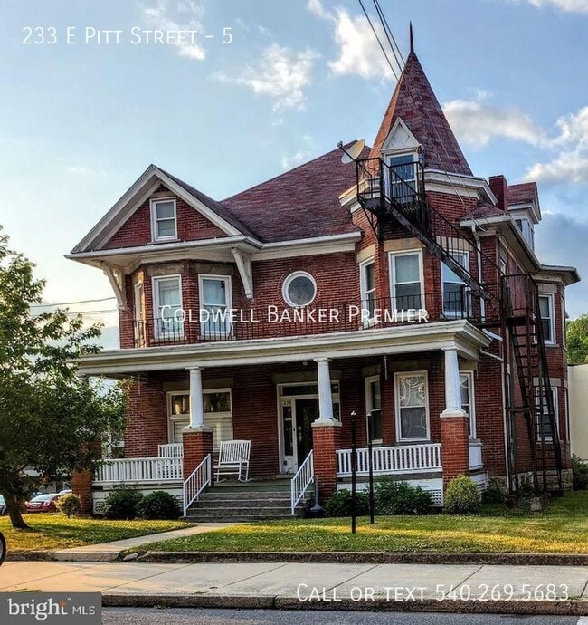 Building Photo - 233 E Pitt St