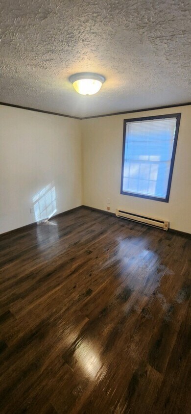 Foto del edificio - 1100 Northview Dr