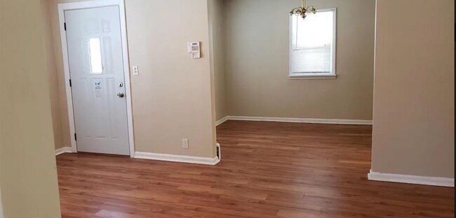 Foto del edificio - 3055 Read St