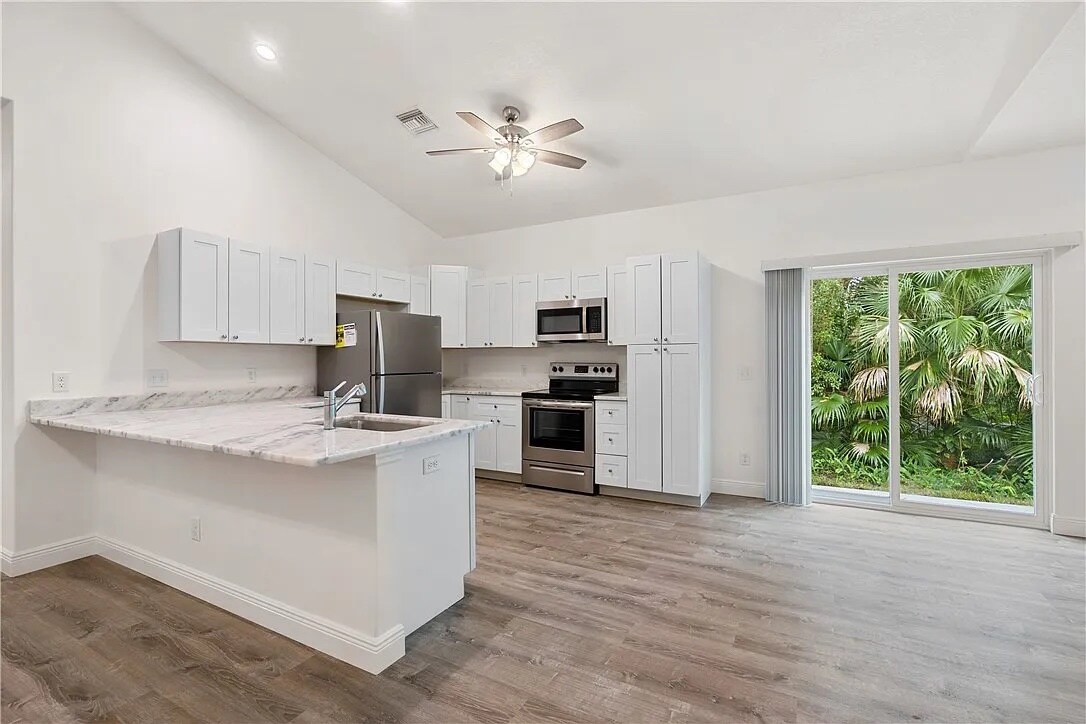 6165 6th St, Vero Beach, FL 32968 House Rental in Vero Beach, FL