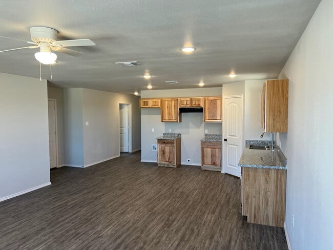 Building Photo - 7441 4th St