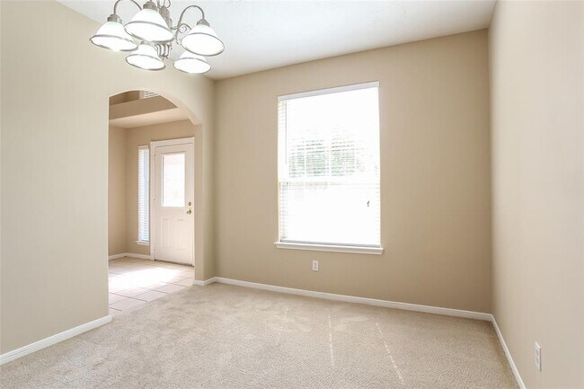 Building Photo - 12230 Heritage Grove Dr