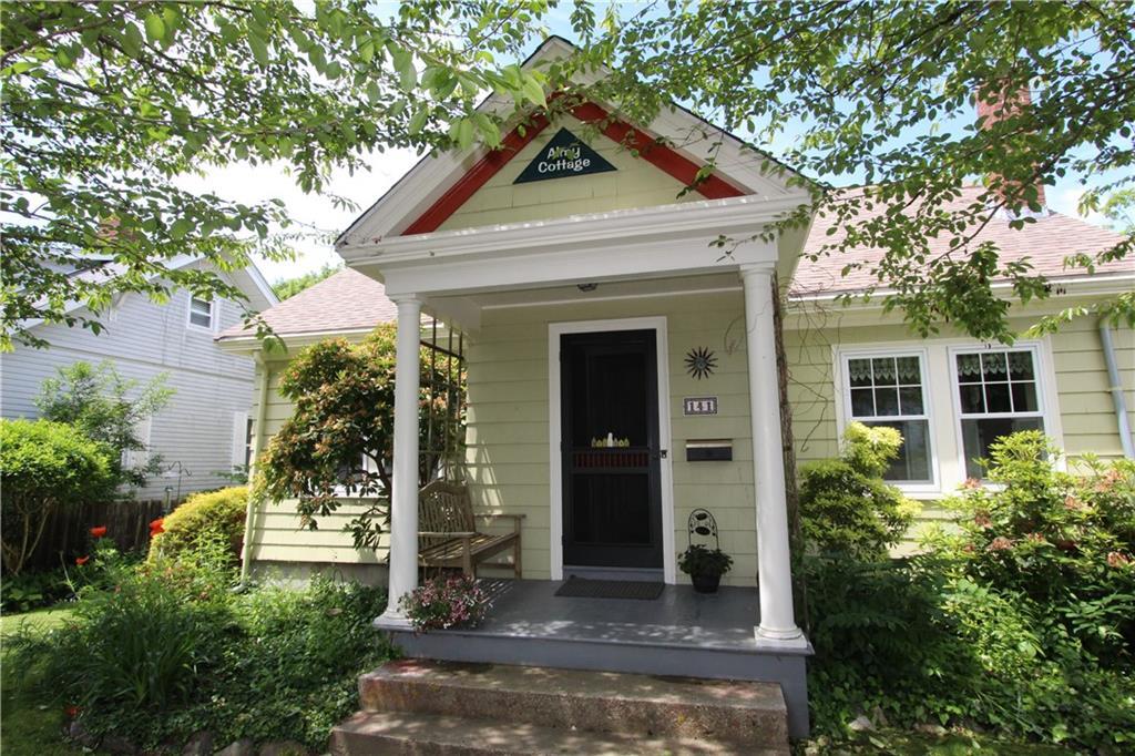 Primary Photo - 141 Coggeshall Ave