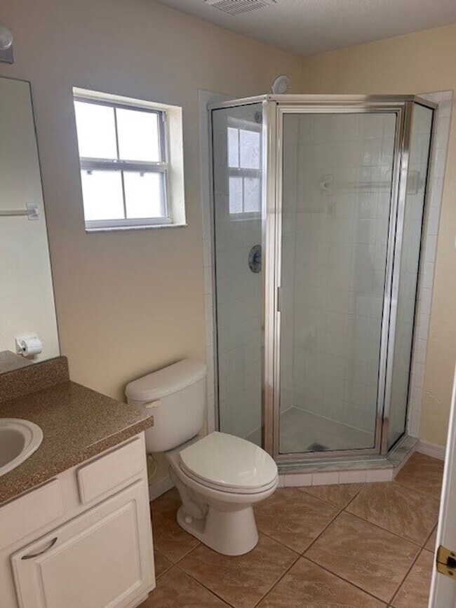 Foto del edificio - 4160 Cleary Way