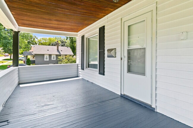 Foto del edificio - 2320 N 63rd St