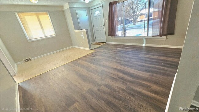 Foto del edificio - 1495 Jeffrey Ln