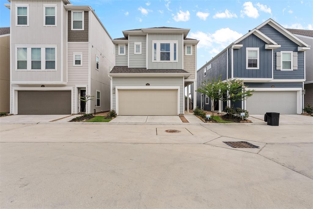Foto principal - 3207 Cedar Dawn Ln
