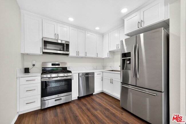 Foto del edificio - 5011 Stacy St
