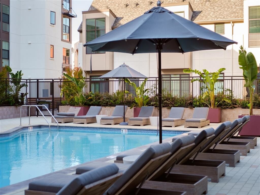 Field House at Bay Meadows Apartments San Mateo, CA