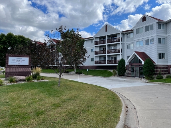 Building Photo - Kensington Place Apartments