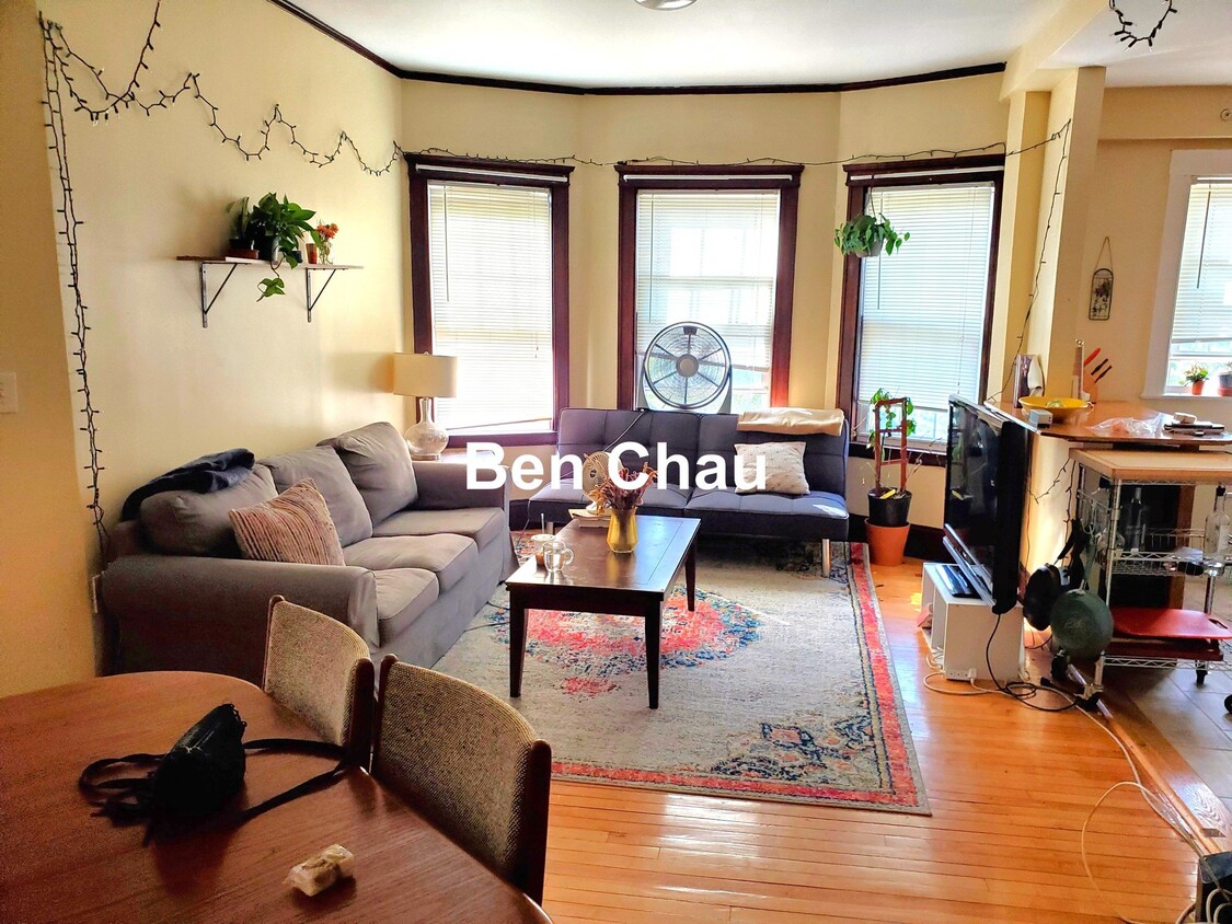 Photo - 154 Magazine St (Cambridge, MA)