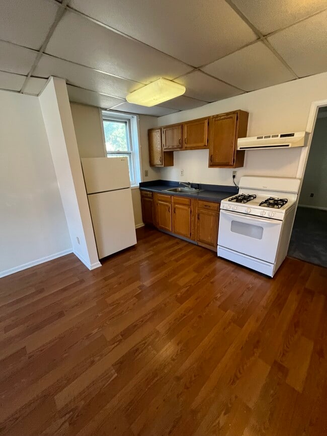 Building Photo - 1206 S 23rd St