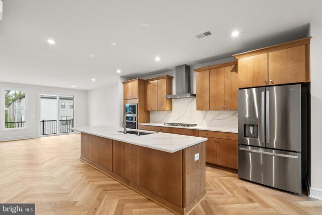 Foto del edificio - 42106 Picasso Sq