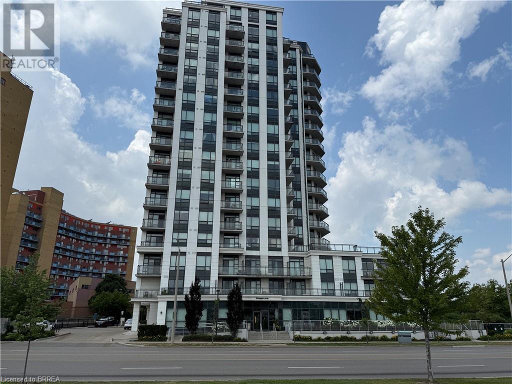 Photo principale - 840 Queens Plate Dr
