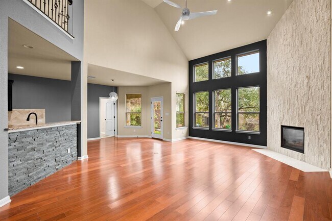 Foto del edificio - 11704 Palisades Pkwy
