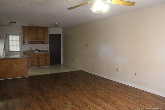 Foto del edificio - 2411 Oak St