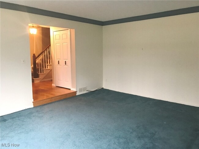 Building Photo - 33403 Cromwell Dr
