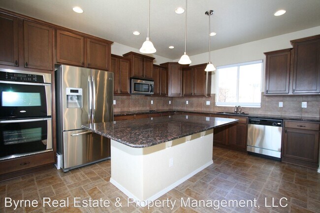 Foto del edificio - 3 br, 2.5 bath House - 246 S. Raven Mine D...