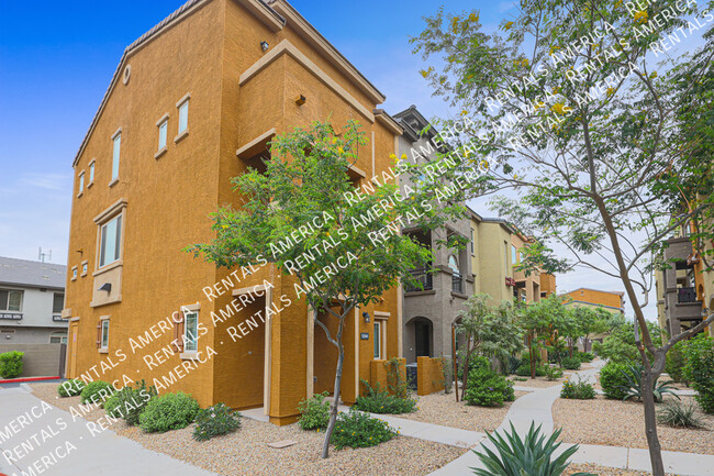 Building Photo - 2150 W Alameda Rd