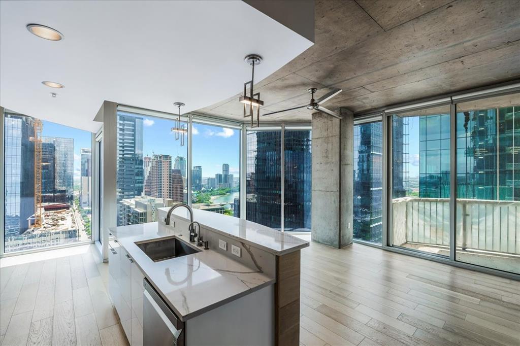 Foto principal - 360 Nueces St