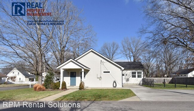 Building Photo - 4 br, 2 bath House - 215 2nd Ave.