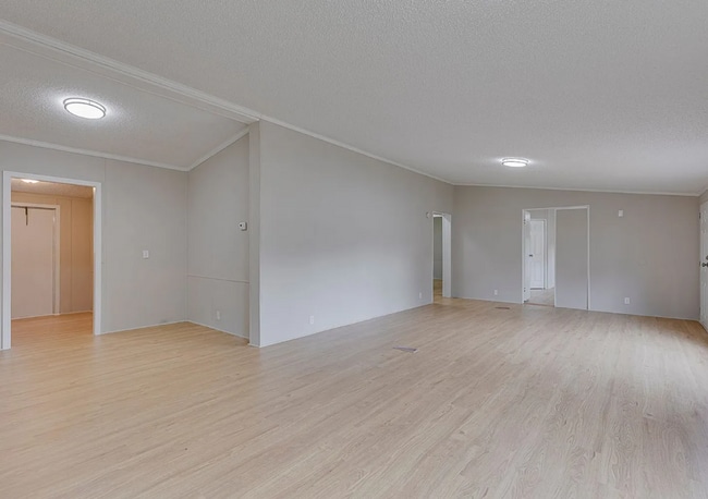 Building Photo - 516 Golden Pine Ct