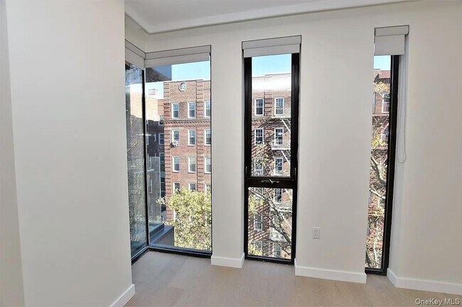 Foto del edificio - 41-26 44th St