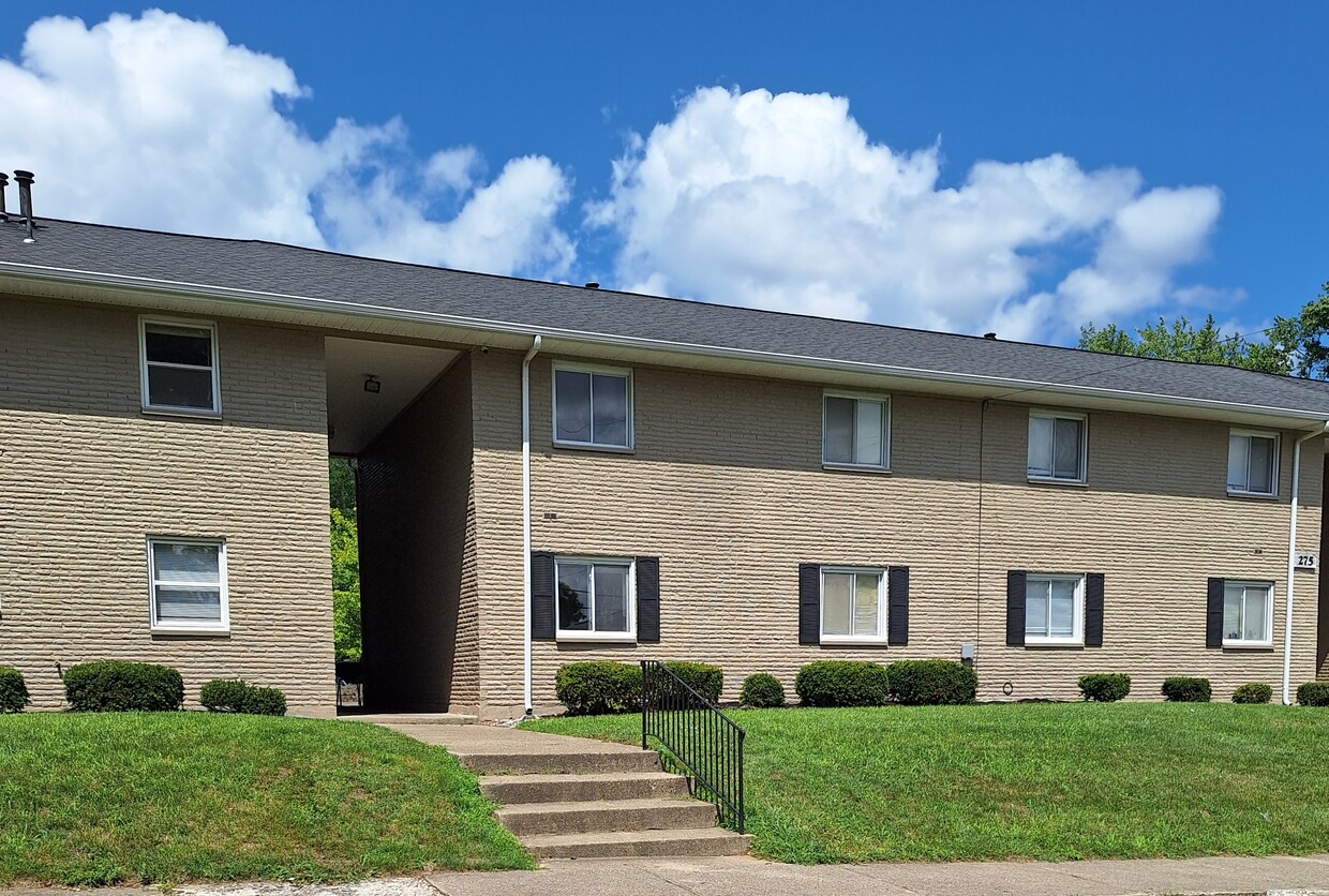 Primary Photo - Medford Apartments