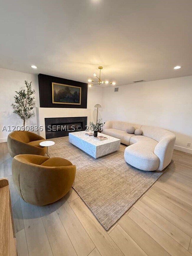 Foto del edificio - 9221 SW 24th Terrace