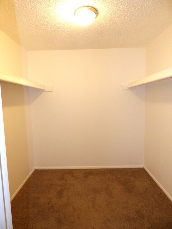 Foto del edificio - Cumjul05 - 1053-1055 Lansford Dr SE