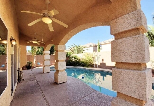 Foto del edificio - Southern Highlands Pool and Spa-Guard Gated