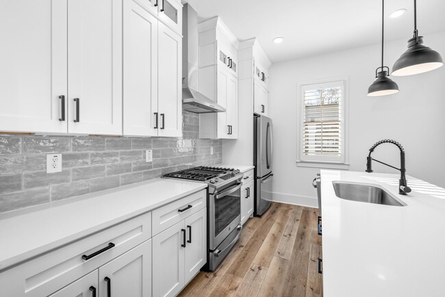 Building Photo - Brand New Modern City Townhome  | Downtown...