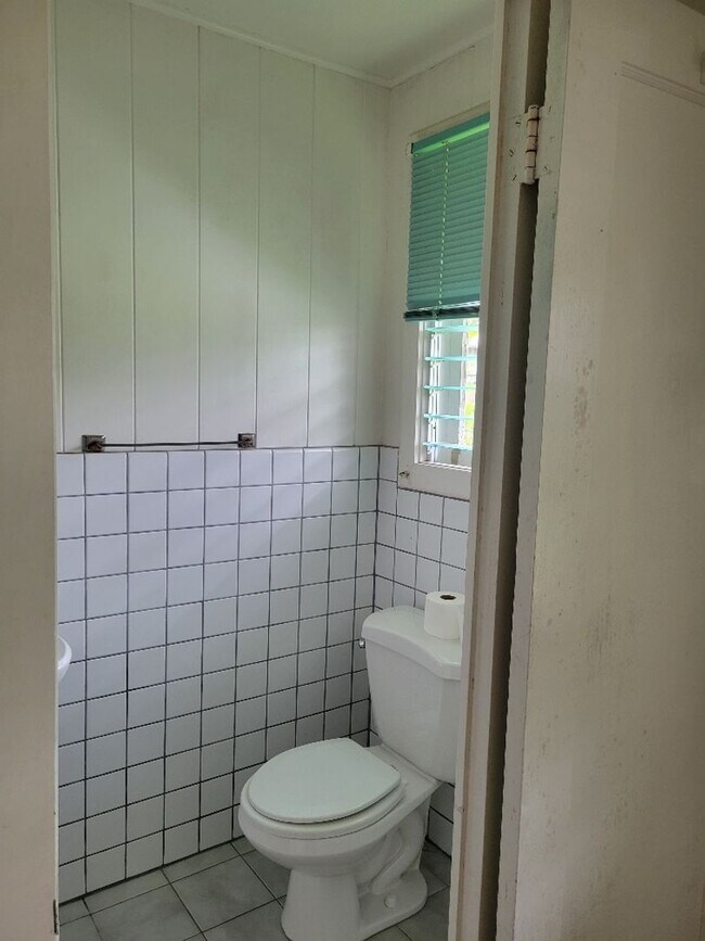 Foto del edificio - Beautiful 3BD 2BA in Waiakea Area