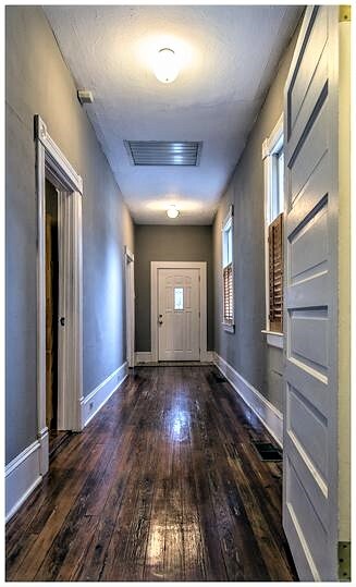Foto principal - 1098 Center St NW