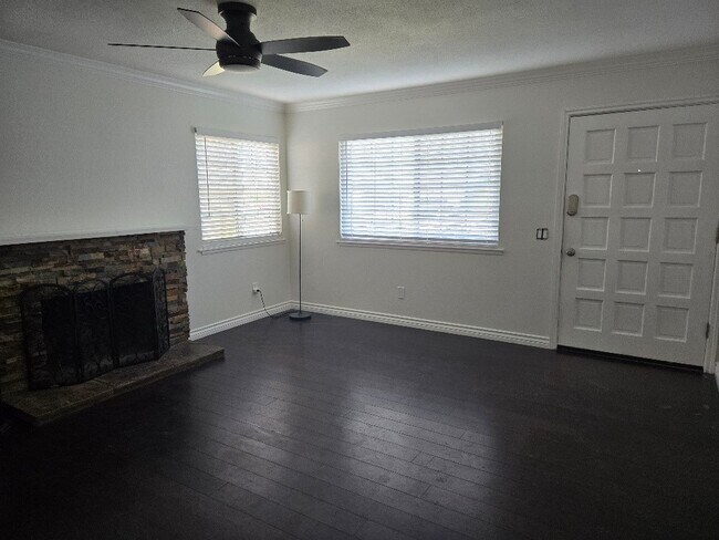 Foto del edificio - 13580 Soper Ave