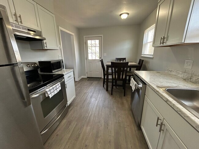 Building Photo - 3516 Garden City Blvd SE